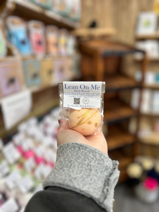 Lean On Me - Bath Bomb